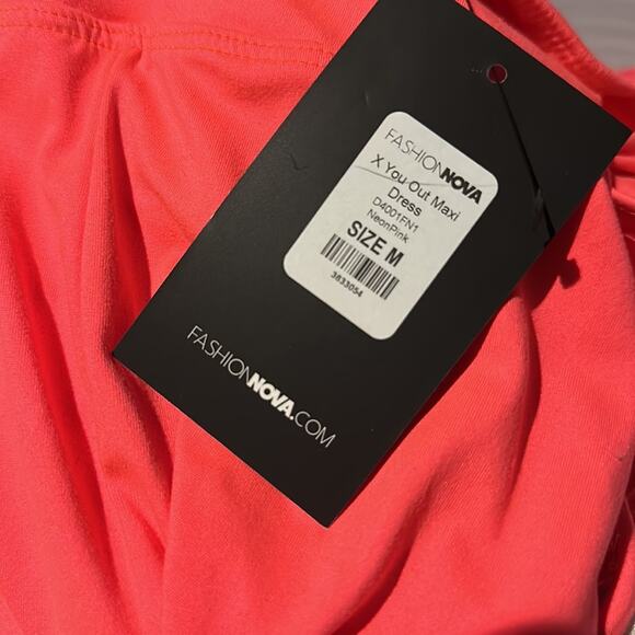 Fashion nova x you out maxi dress NWT size medium - Picture 4 of 4